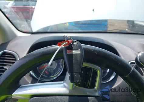 2011 Chrysler Town & Country Touring z USA, uszkodzony, nr VIN 2A4RR5DG0BR798312